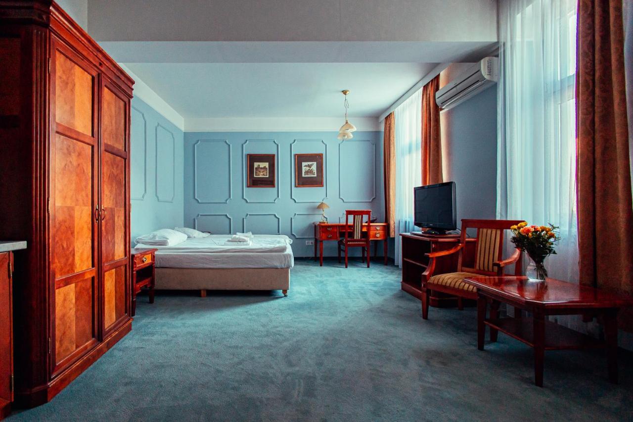 Apartment Hotel - Apartamenty Heban *